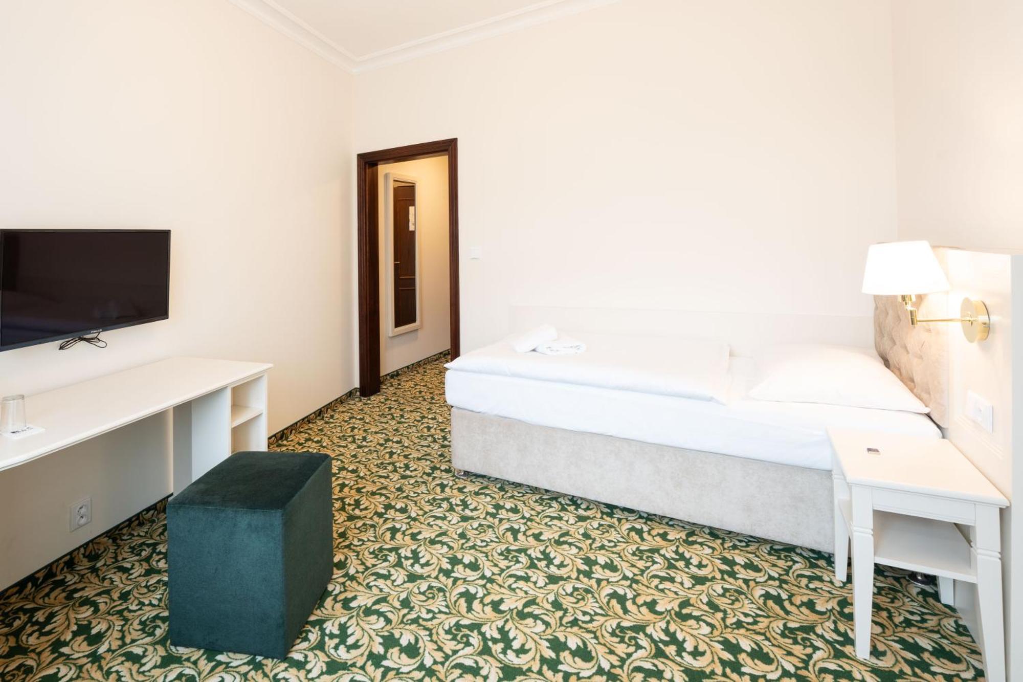 Hotel Ea Elefant Karlsbad