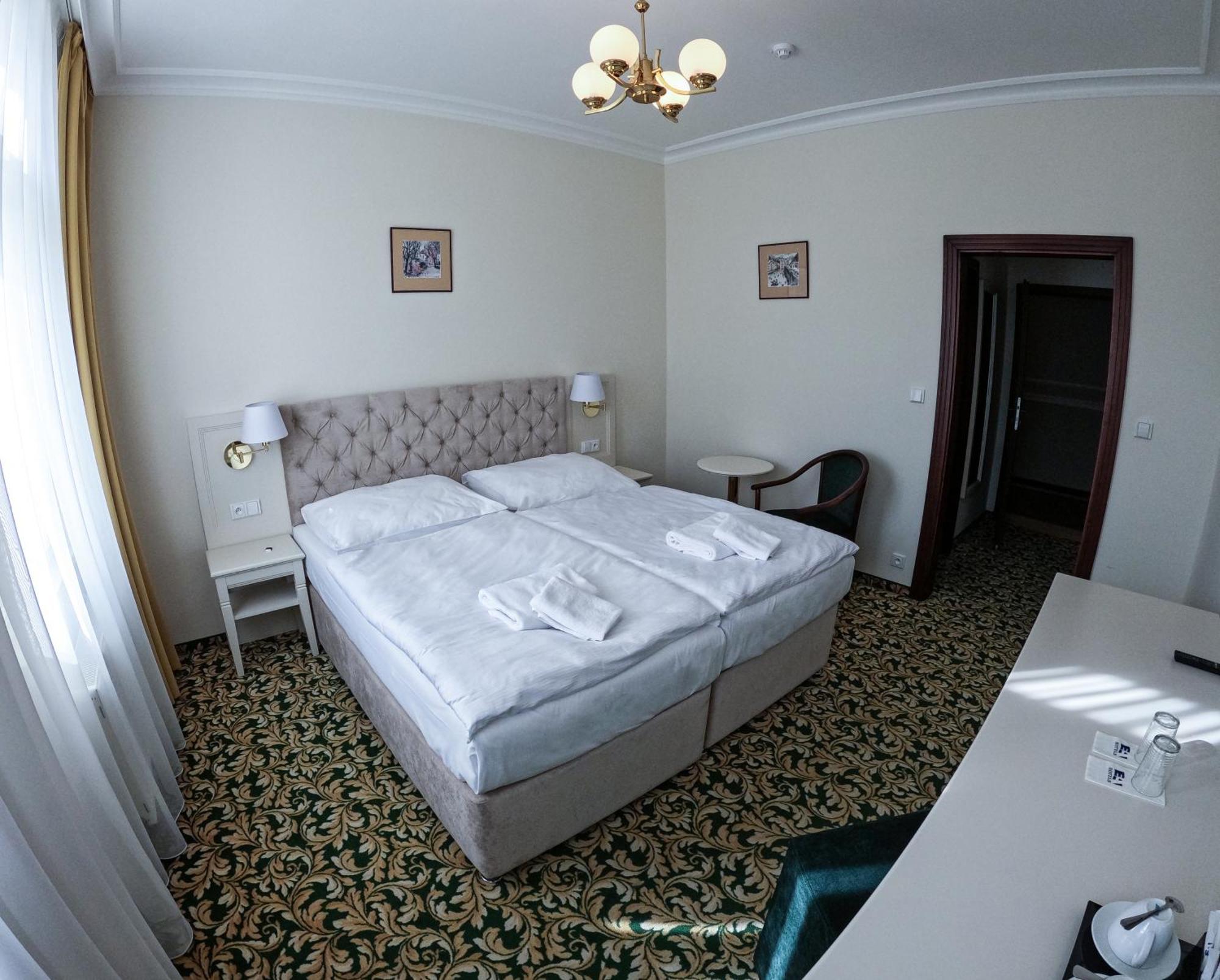 Hotel Ea Elefant Karlsbad
