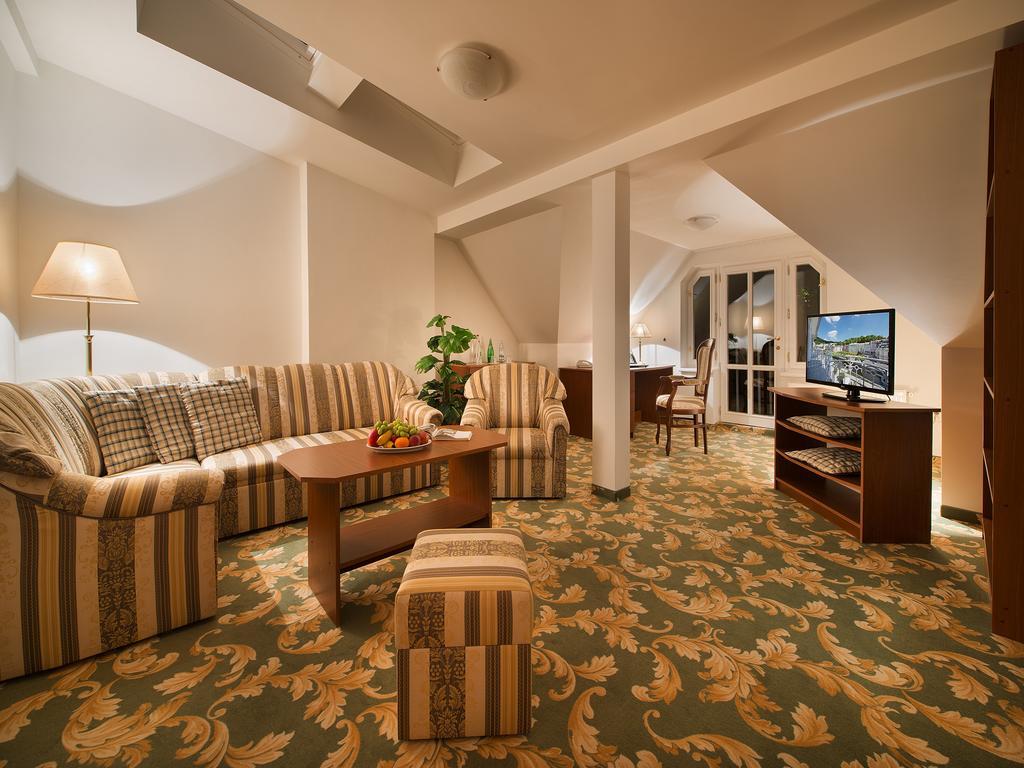 Hotel Ea Elefant Karlsbad